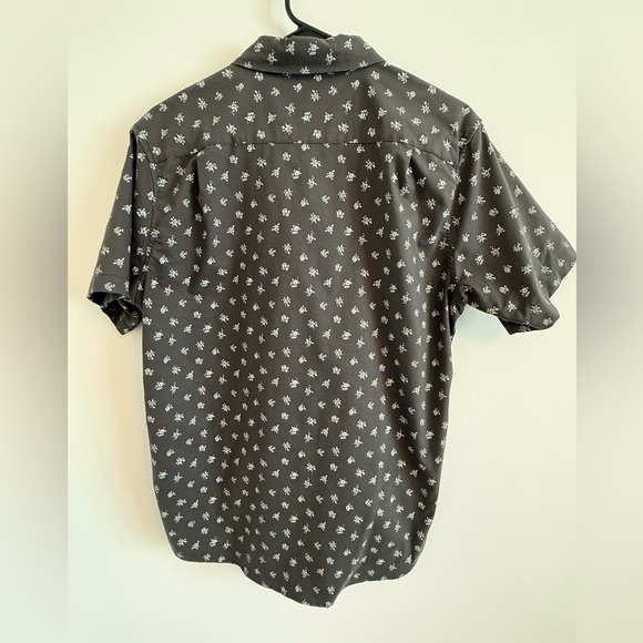 RVCA Gray and White Casual Button Down Shirt - Picture 4 of 4